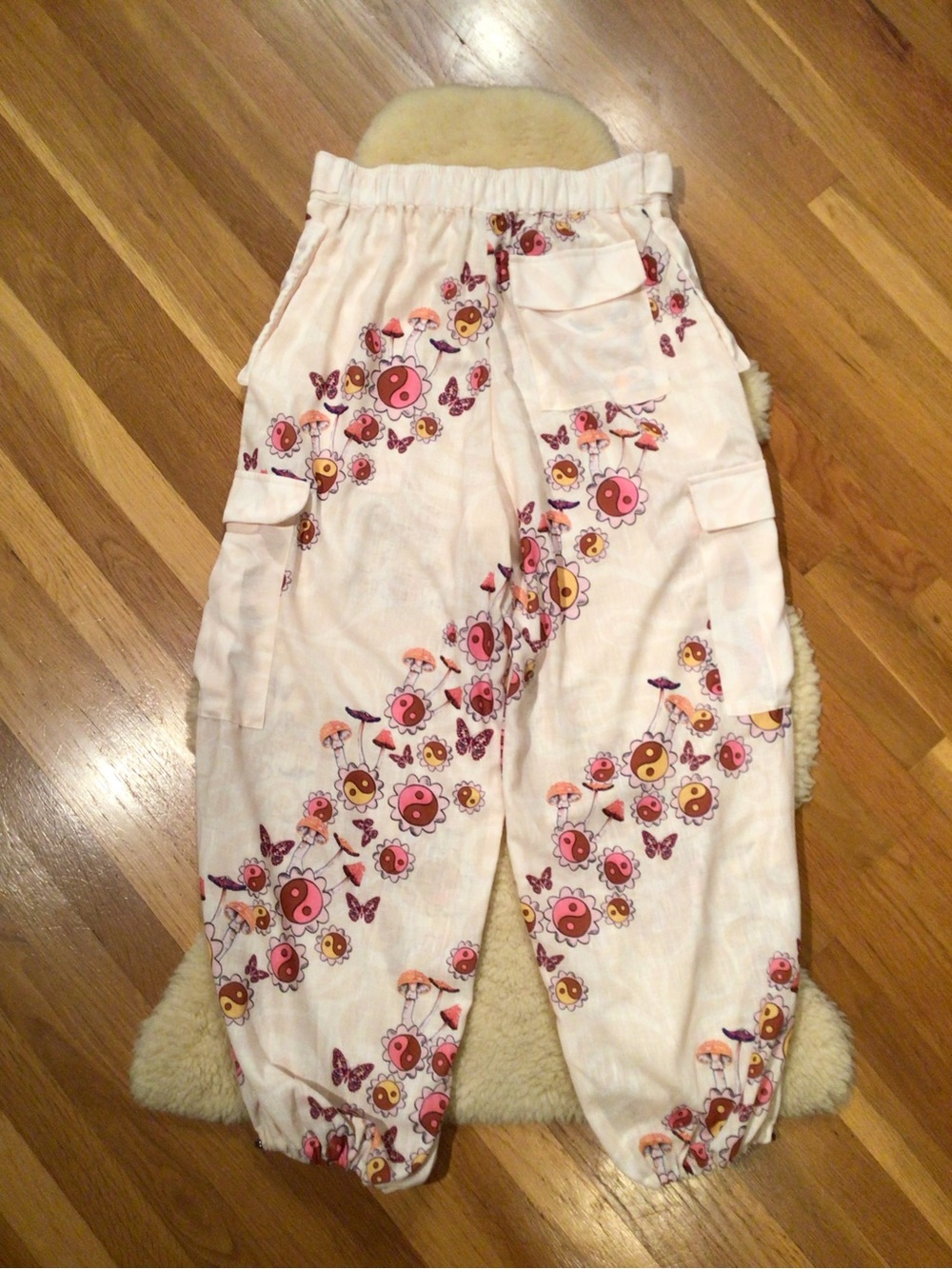 Agua Bendita x Revolve Maicy cargo pants - Picture 2 of 15